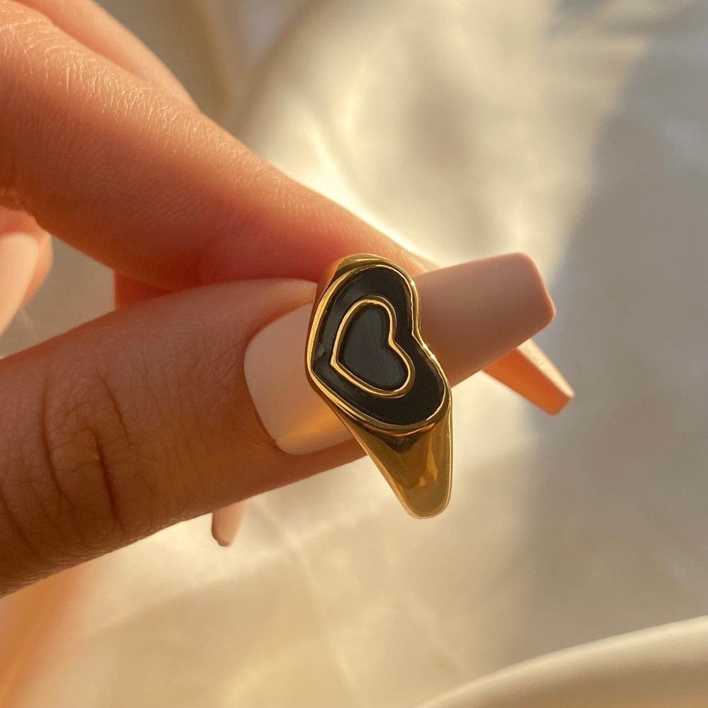 Bella Ring - blunt cases