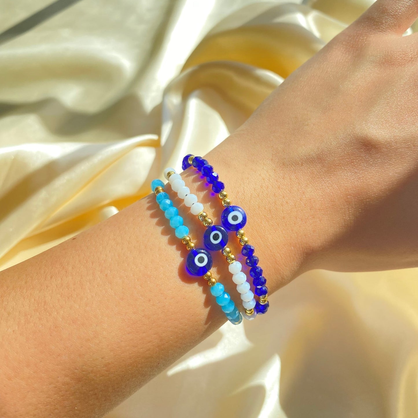 Blue Evil Eye Bracelet - blunt cases