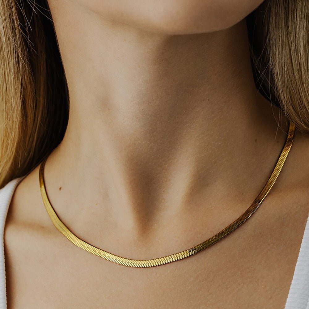 Classic Gold Necklace - blunt cases