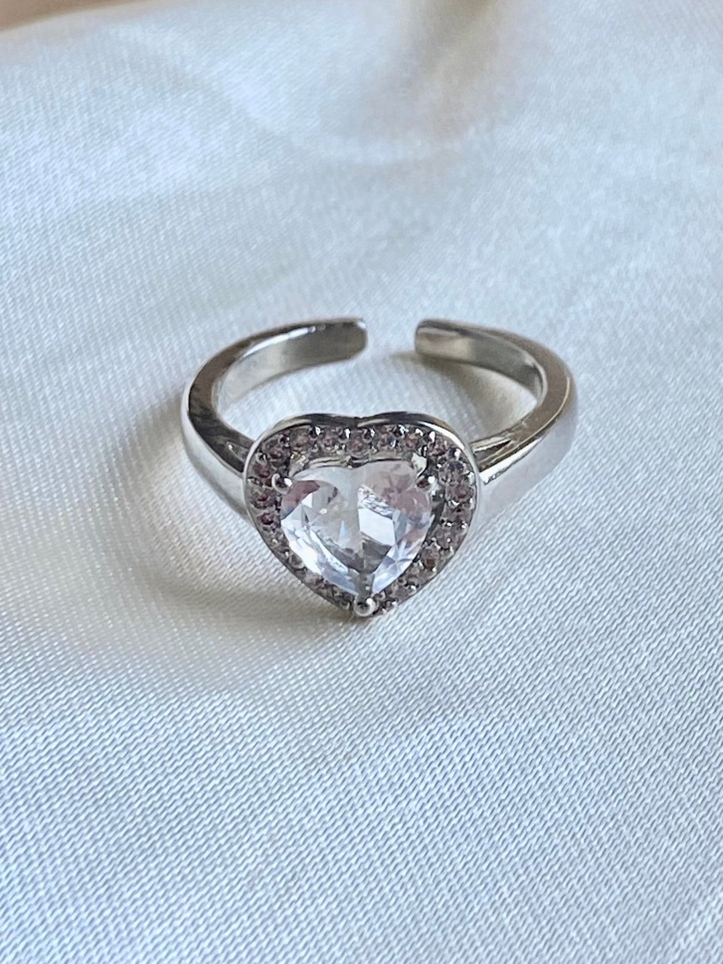 Diamond Heart Ring - blunt cases