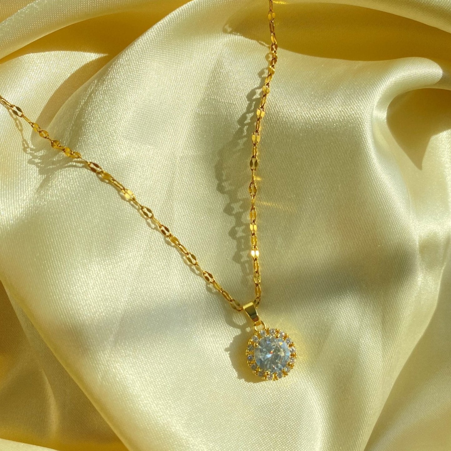 Elle Necklace - blunt cases