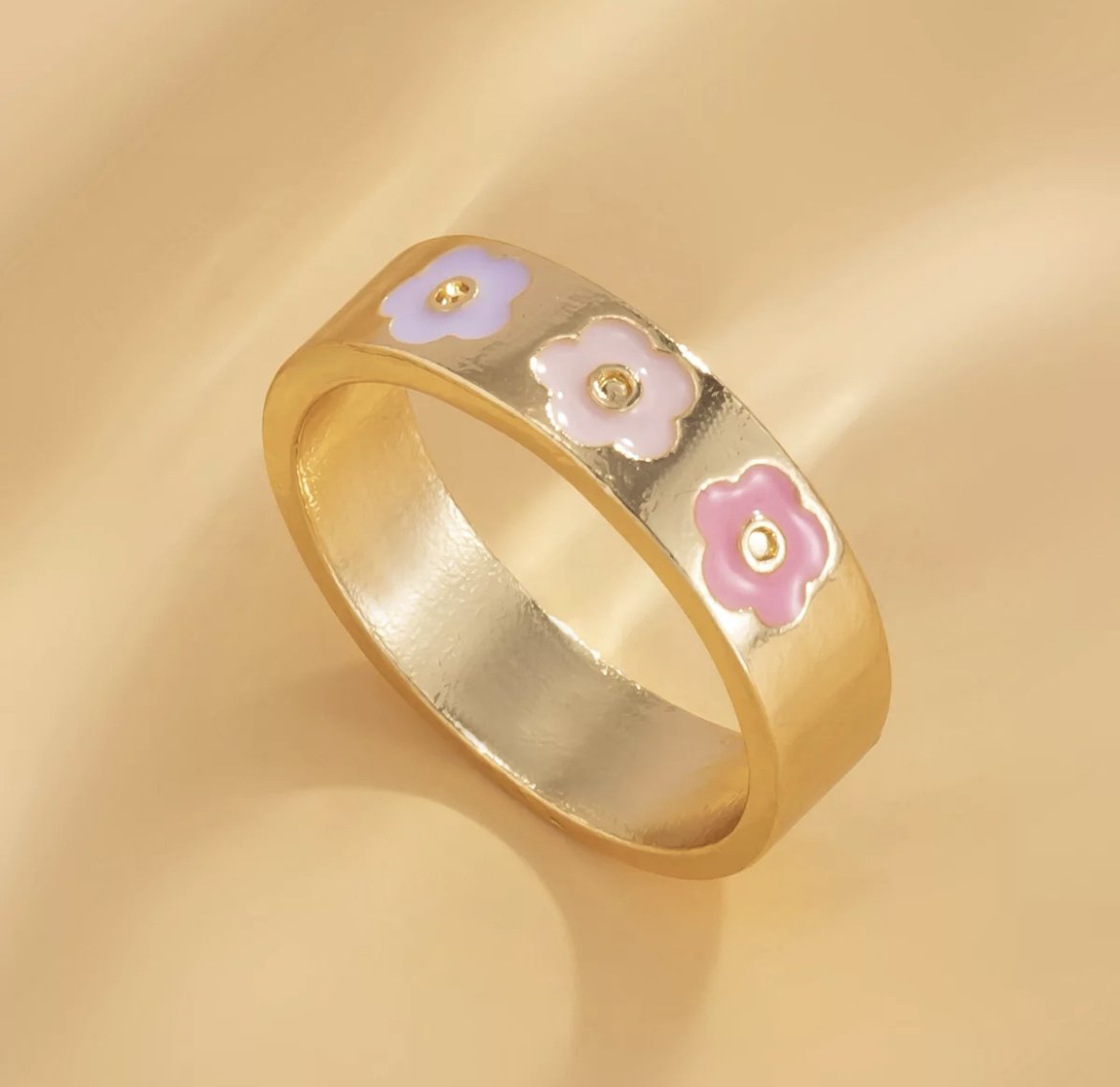 Emma Ring - blunt cases