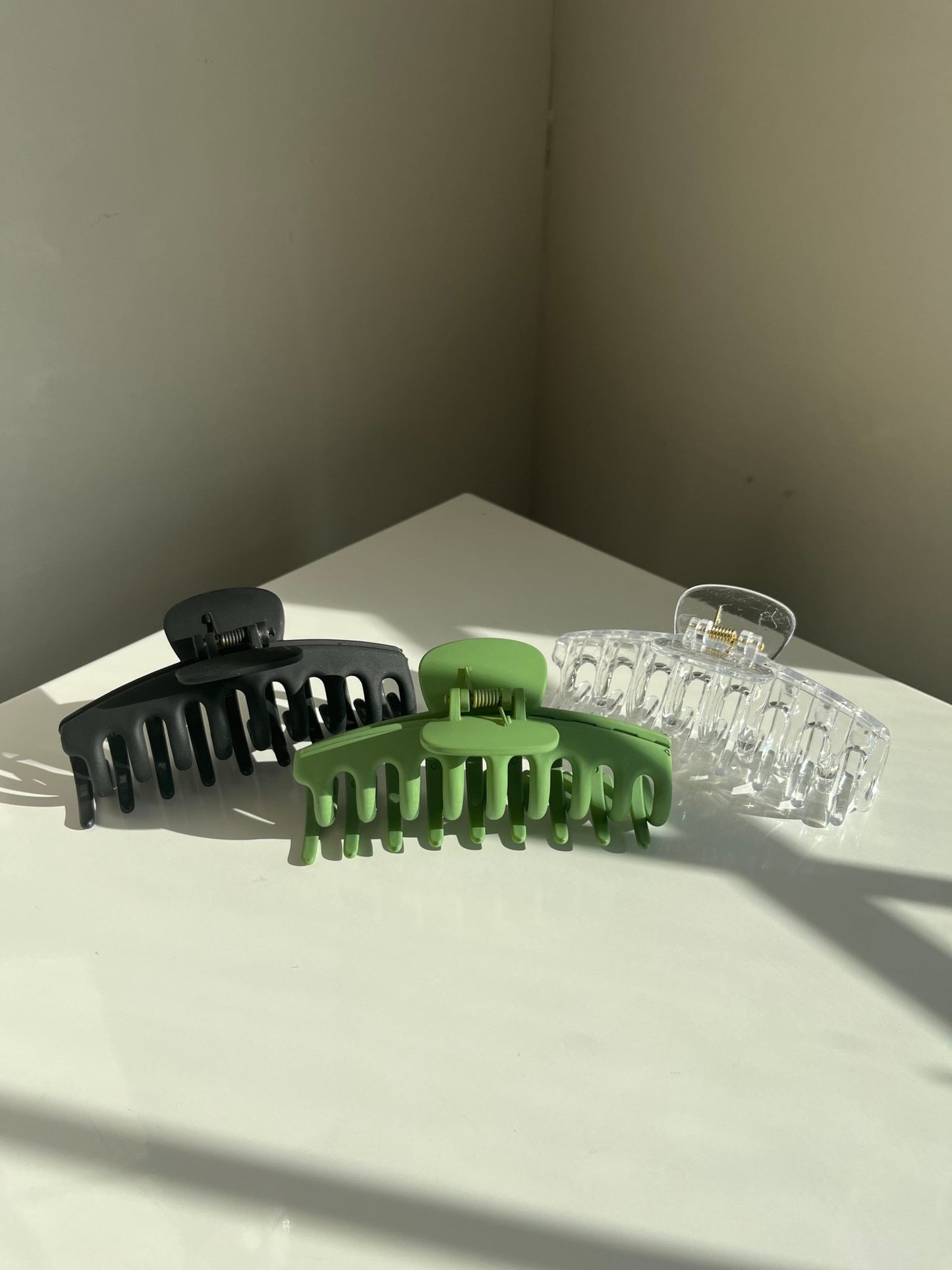 Evelyn Hair Clip - blunt cases