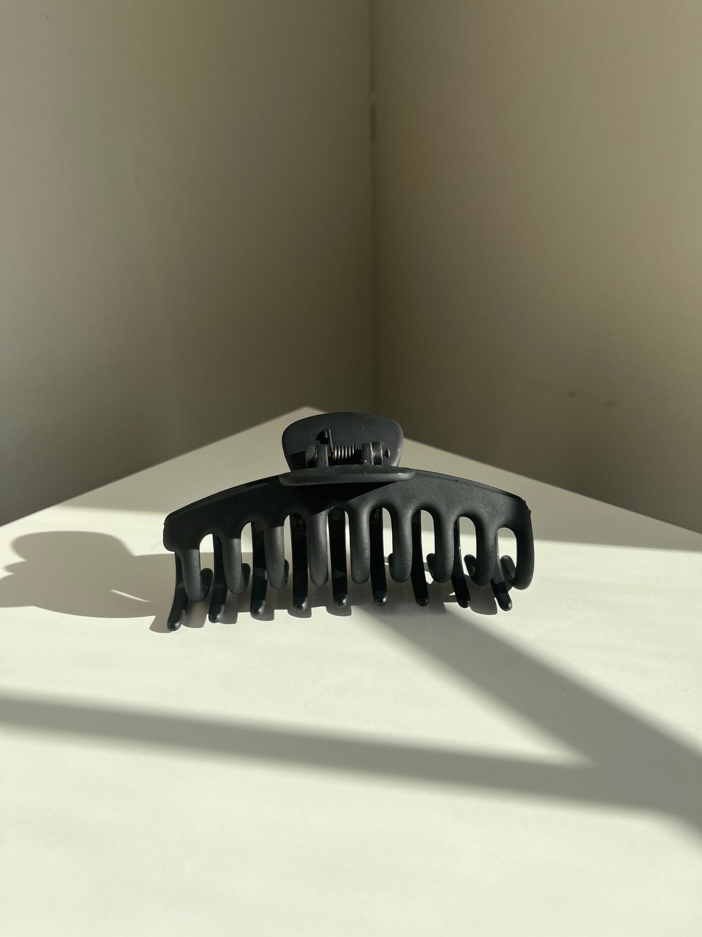 Evelyn Hair Clip - blunt cases