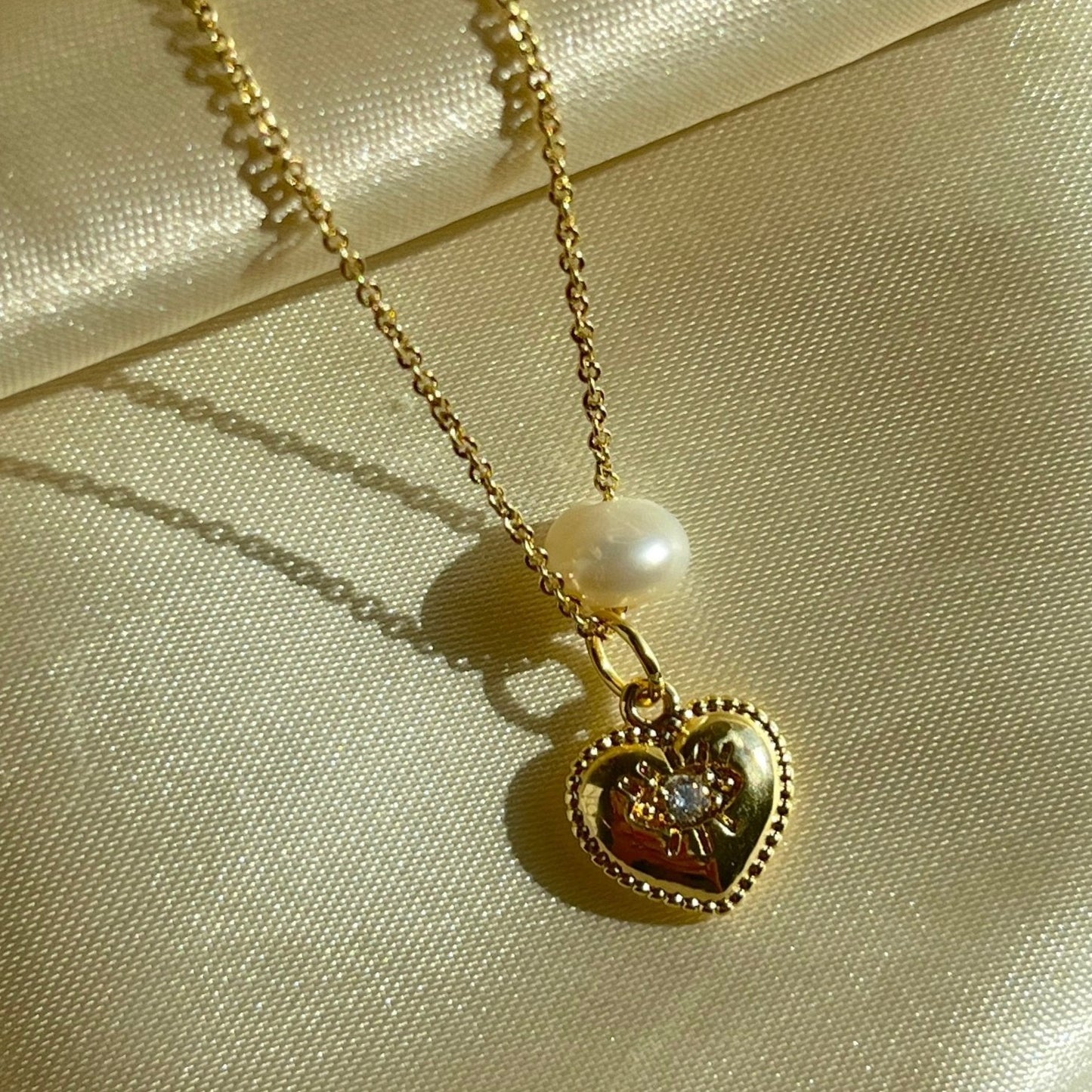 Evil Eye Heart Necklace - blunt cases