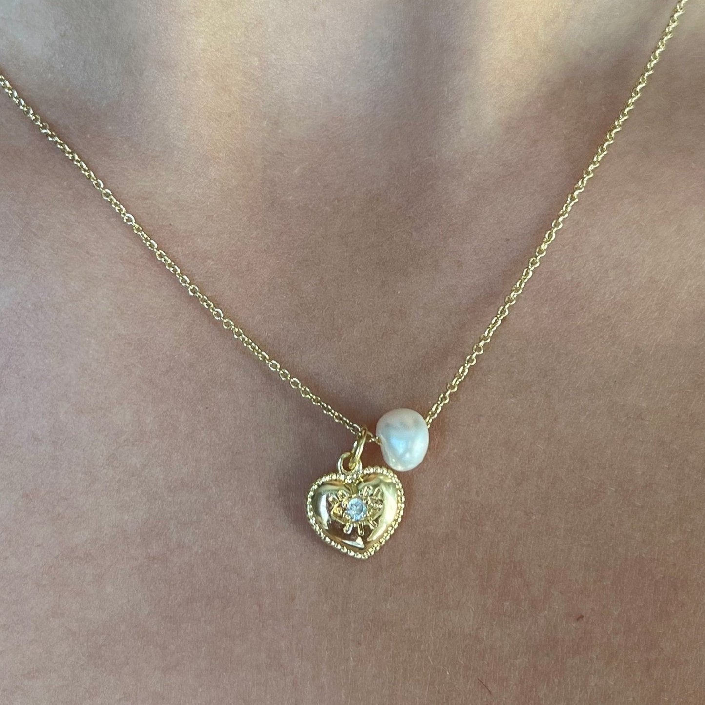Evil Eye Heart Necklace - blunt cases