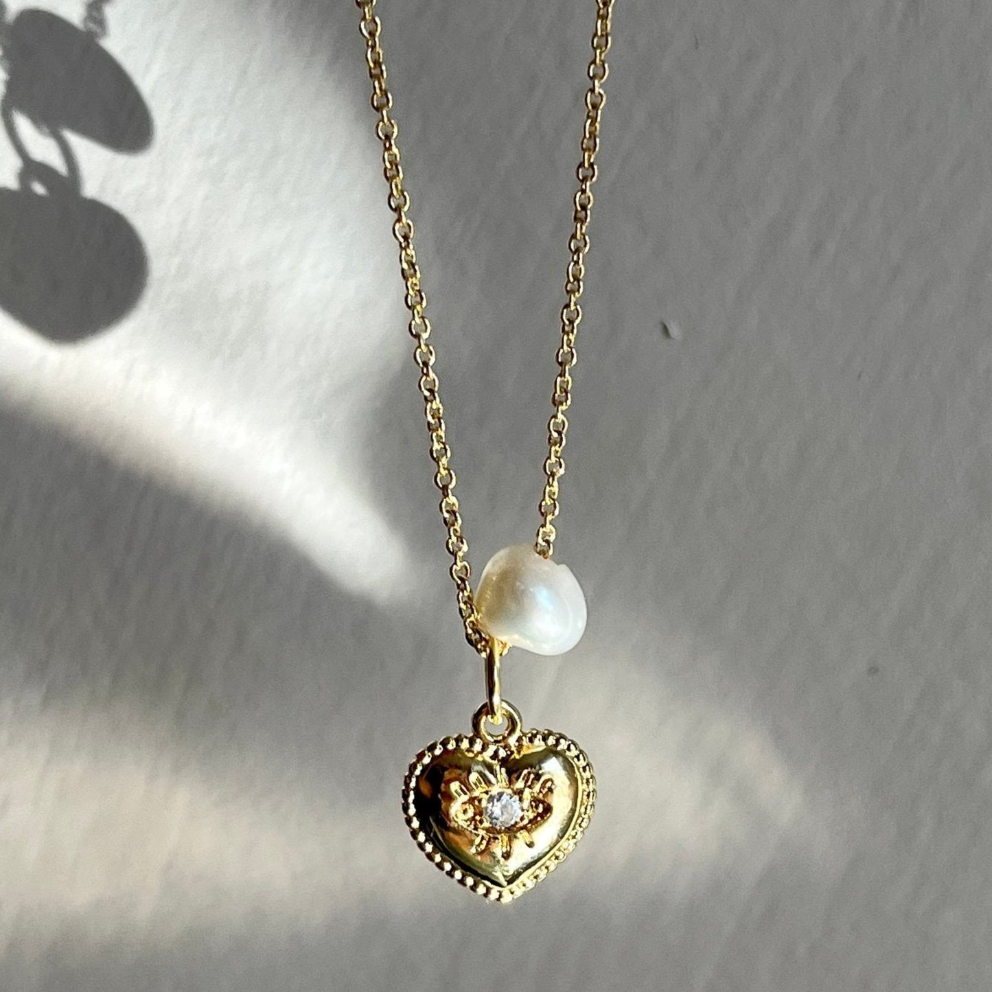 Evil Eye Heart Necklace - blunt cases