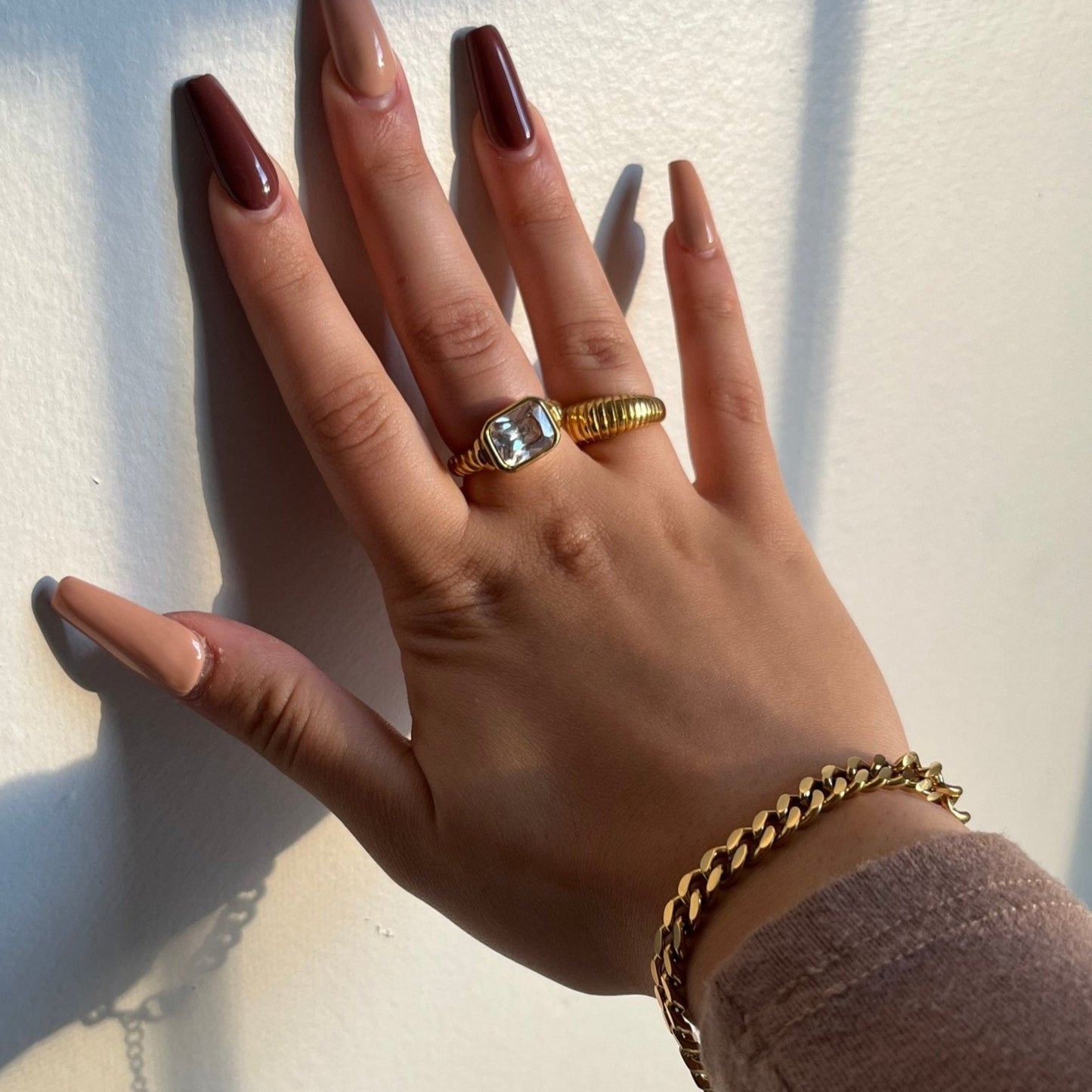Gold Chain Bracelet - blunt cases