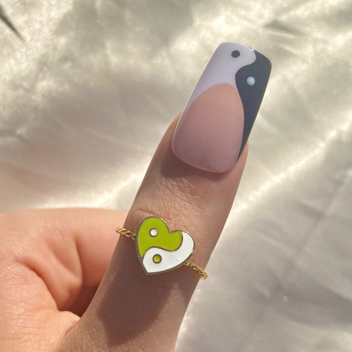 Green Luv Balance Ring - blunt cases