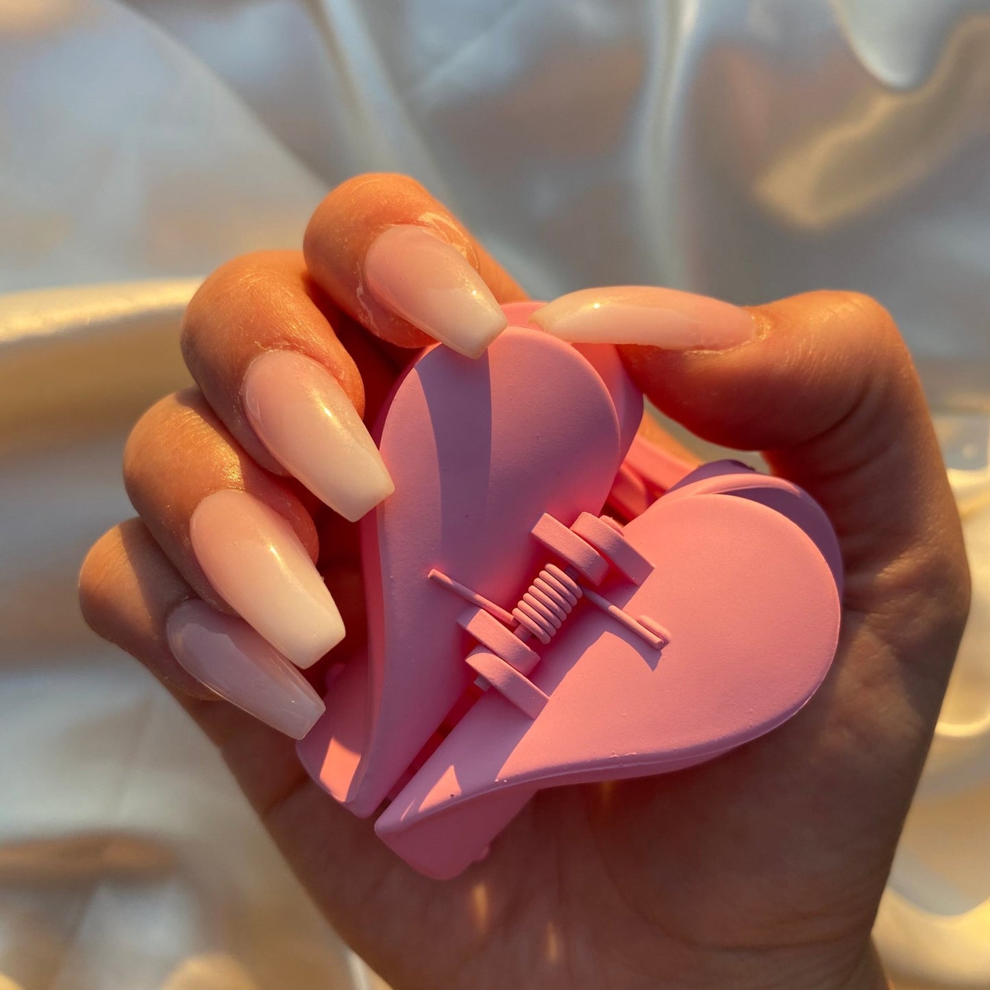 Heartbreaker Hair Clip - blunt cases