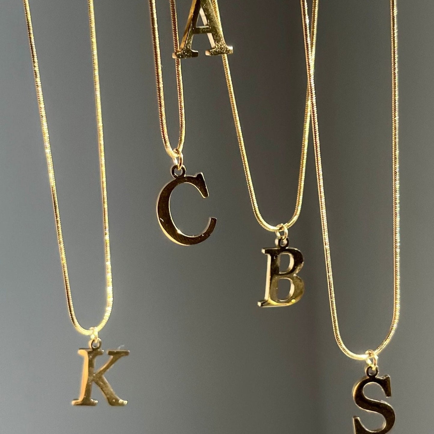 Initial Chain Necklace - blunt cases