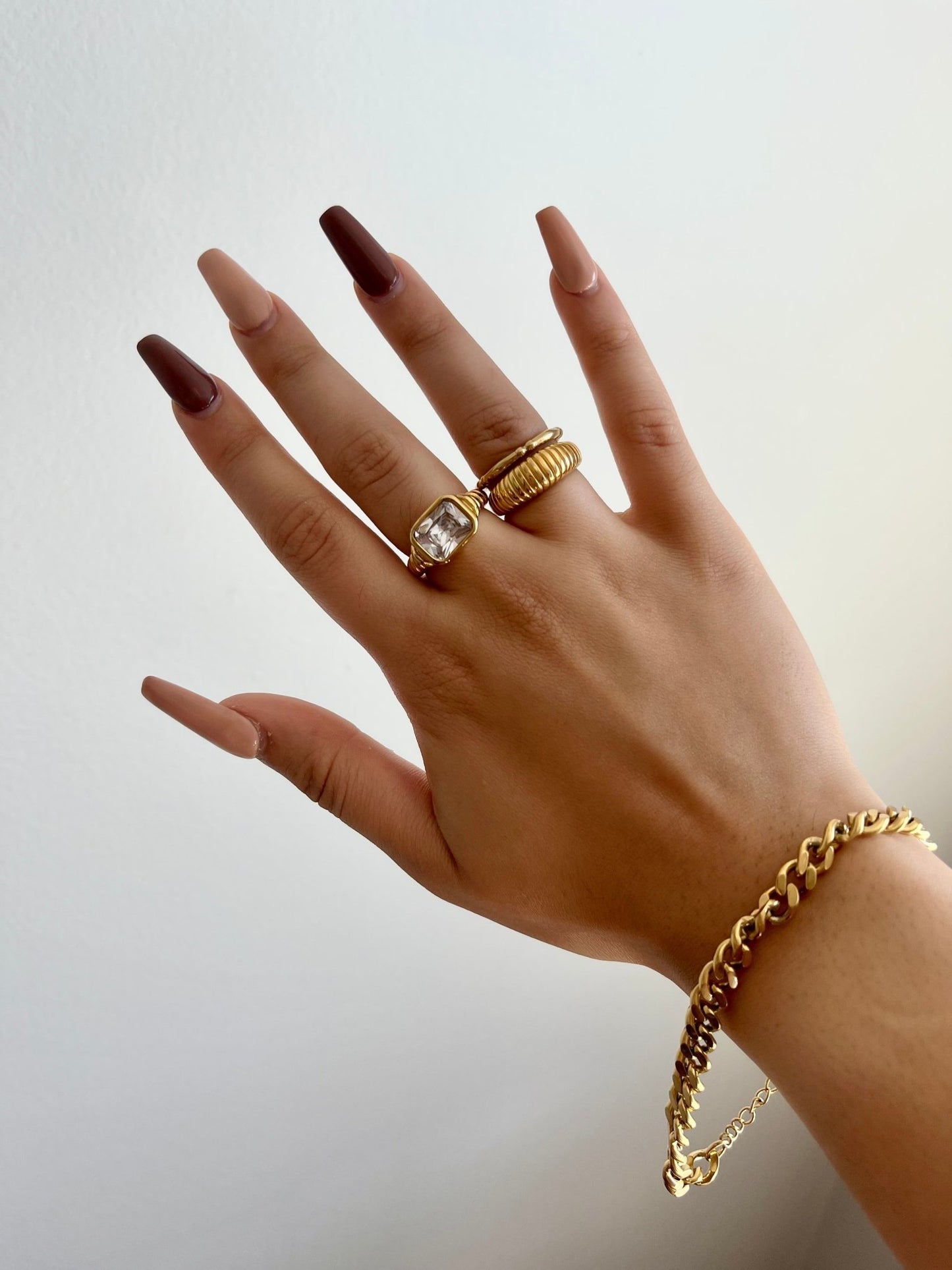 Ivy Ring - blunt cases
