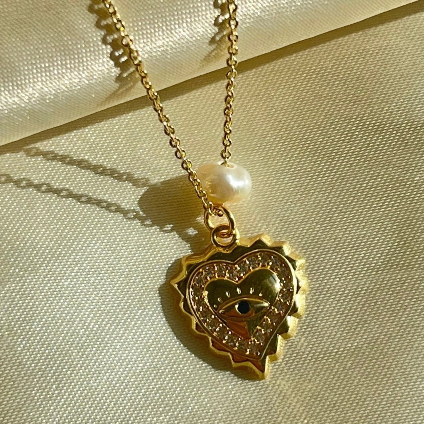 Nazar Love Necklace - blunt cases