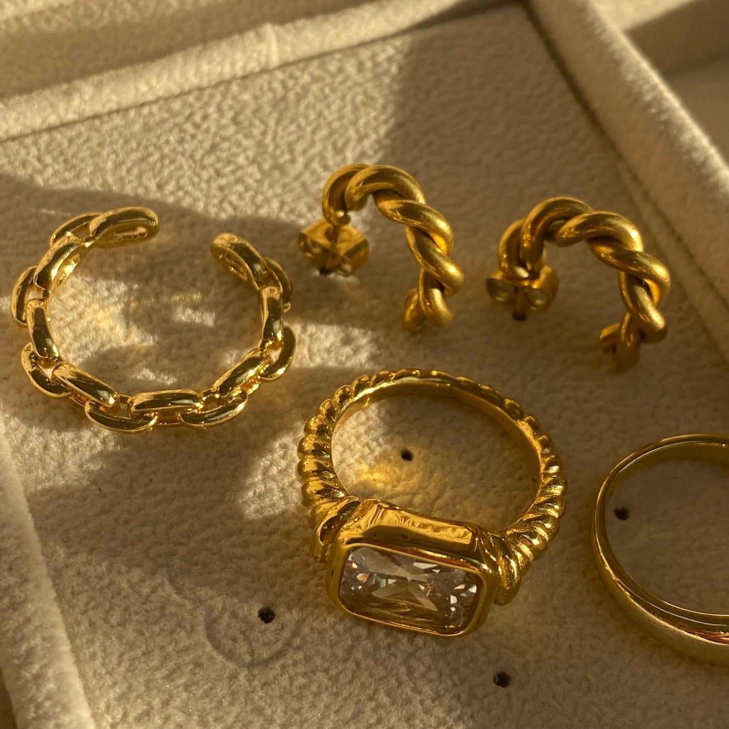 Twisted Hoops - blunt cases