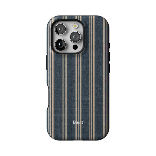 Iphone_16_Pro_1