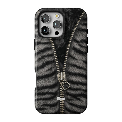 Iphone_16_Pro_Max_1