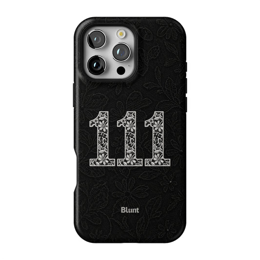 Iphone_16_Pro_Max_1