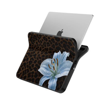 MacBook_Branded_13inch_5