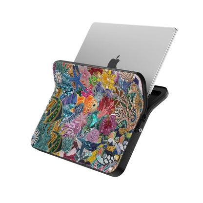 MacBook_Branded_13inch_5