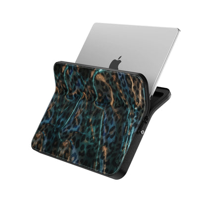 MacBook_Branded_13inch_5