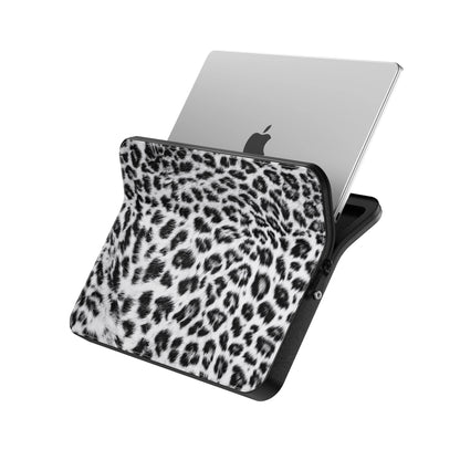 MacBook_Branded_13inch_5