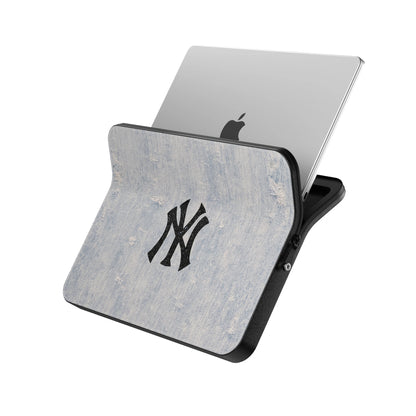MacBook_Branded_13inch_5