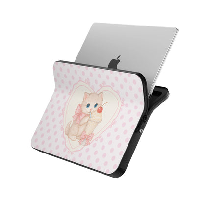 MacBook_Branded_13inch_5