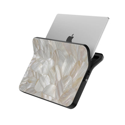 MacBook_Branded_13inch_5