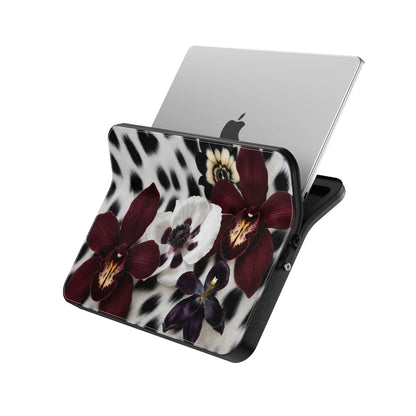 MacBook_Branded_13inch_5