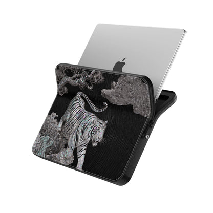 MacBook_Branded_13inch_5