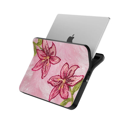 MacBook_Branded_13inch_5