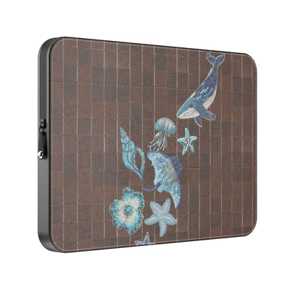MacBook_Branded_13inch_7