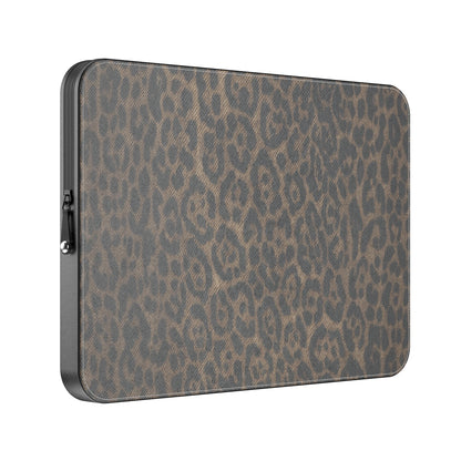 MacBook_Branded_13inch_7