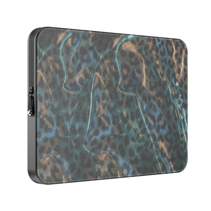MacBook_Branded_13inch_7
