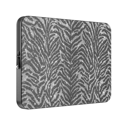 MacBook_Branded_13inch_7