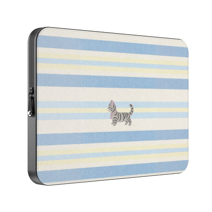 MacBook_Branded_13inch_7