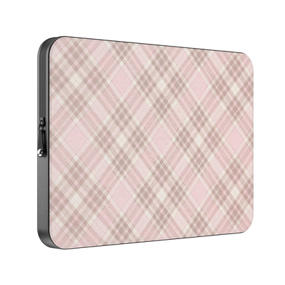 MacBook_Branded_13inch_7