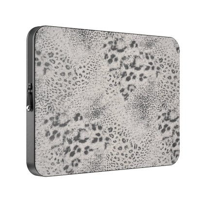 MacBook_Branded_13inch_7