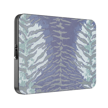 MacBook_Branded_13inch_7