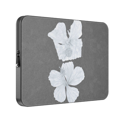 MacBook_Branded_13inch_7