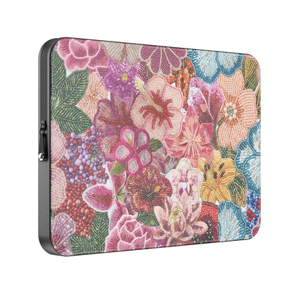 MacBook_Branded_13inch_7