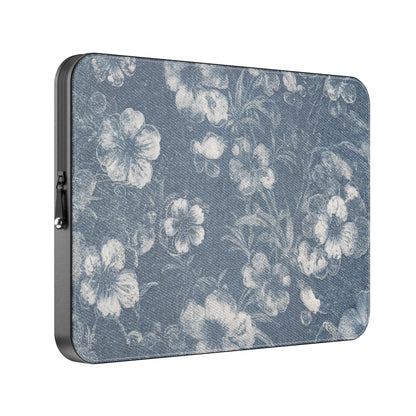 MacBook_Branded_13inch_7