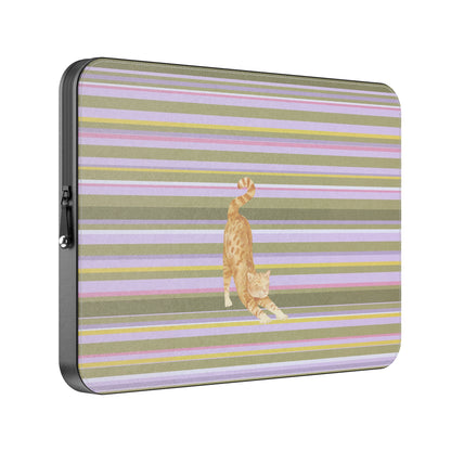 MacBook_Branded_13inch_7