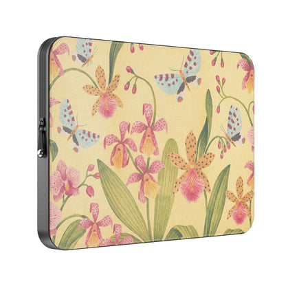 MacBook_Branded_13inch_7
