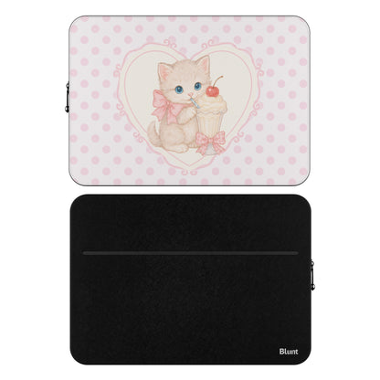 MacBook_Branded_13inch_9