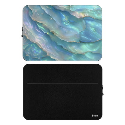 MacBook_Branded_13inch_9