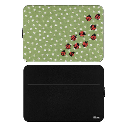 MacBook_Branded_13inch_9