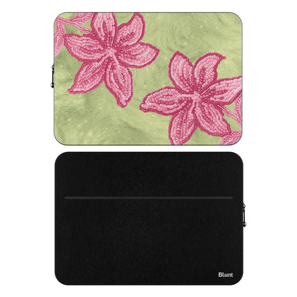 MacBook_Branded_13inch_9