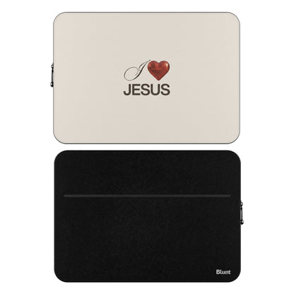 MacBook_Branded_13inch_9