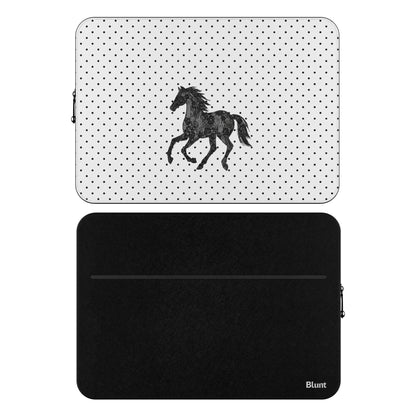 MacBook_Branded_13inch_9